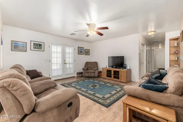 $425,000 | 30 East 14th Avenue, Apache Junction, AZ 85119