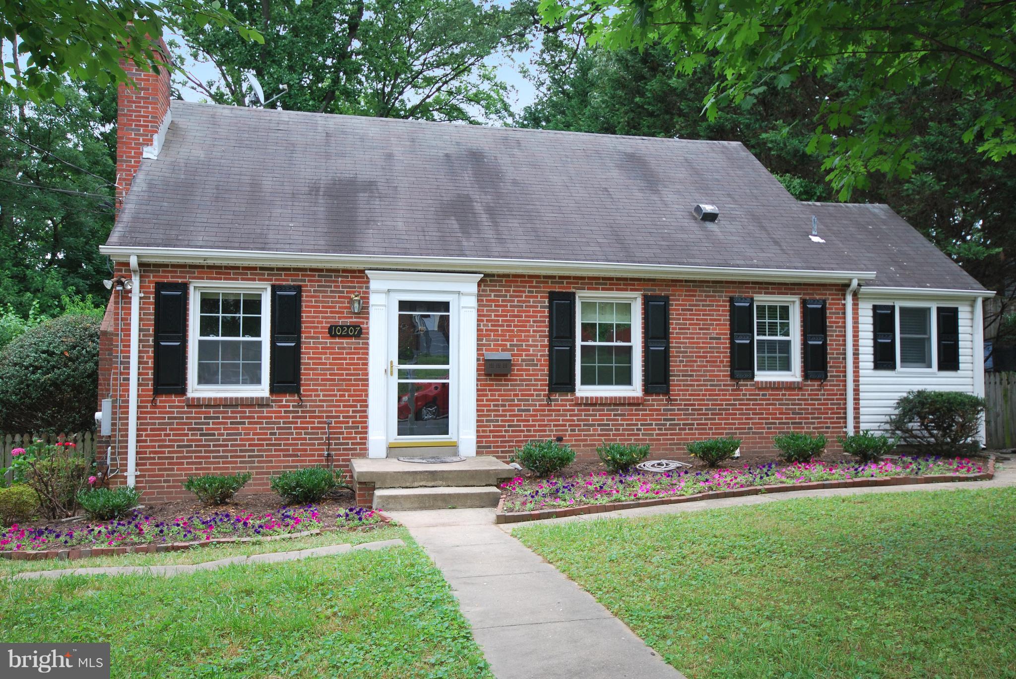 10207 Carson Place Silver Spring, MD 20901 - Photo 3 of 25 Exterior (Front)