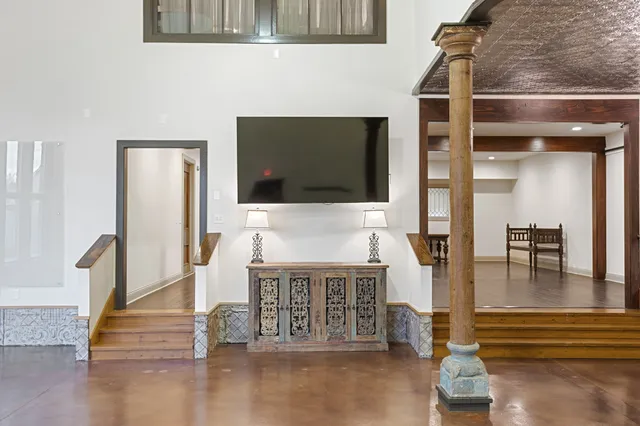 $6,375,000 | 1212 6th Avenue North, Nashville, TN 37208