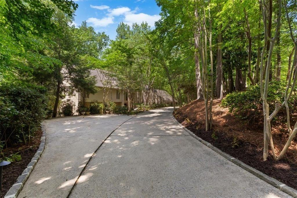 4040 Whitewater Creek Road Northwest Atlanta, GA 30327 - Photo 3 of 82