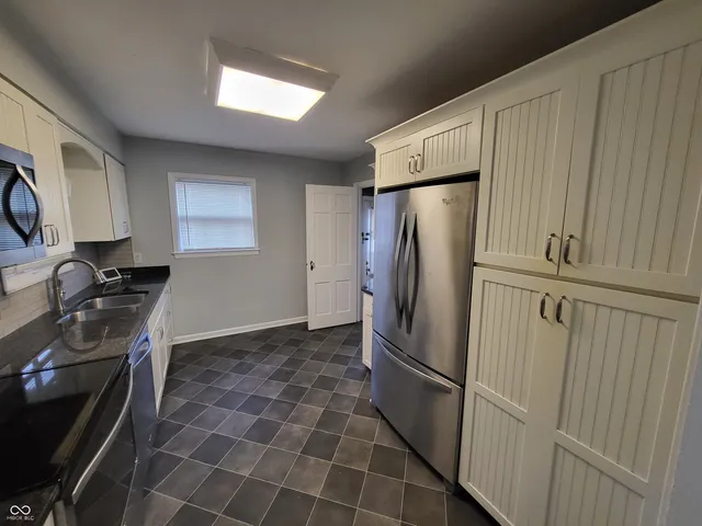 $2,450 | 6191 Crittenden Avenue, Indianapolis, IN 46220