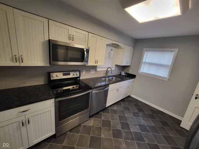 $2,450 | 6191 Crittenden Avenue, Indianapolis, IN 46220