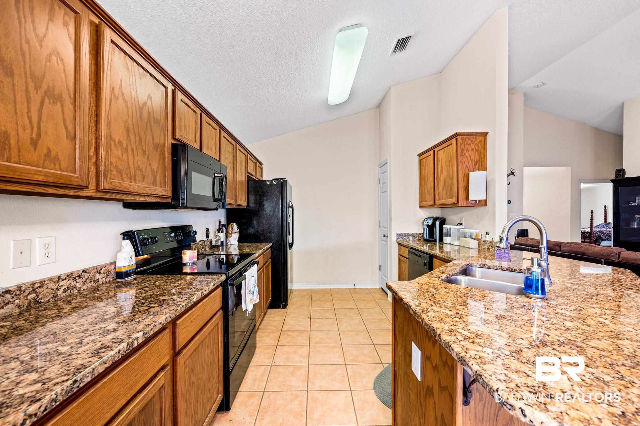 16621 Sugar Loop Foley, AL 36535 - Photo 8 of 22