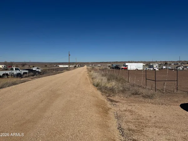 $190,000 | 10 County Road 6011, St. Johns, AZ 85936