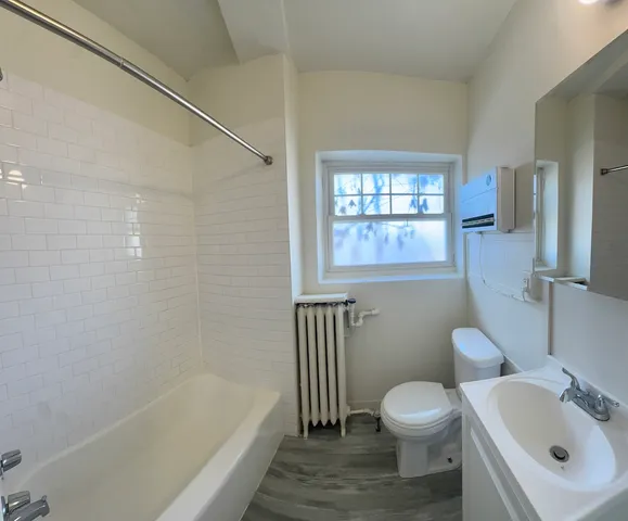 $1,095 | 3302 Kenilworth Avenue, Unit 308, Berwyn, IL 60402