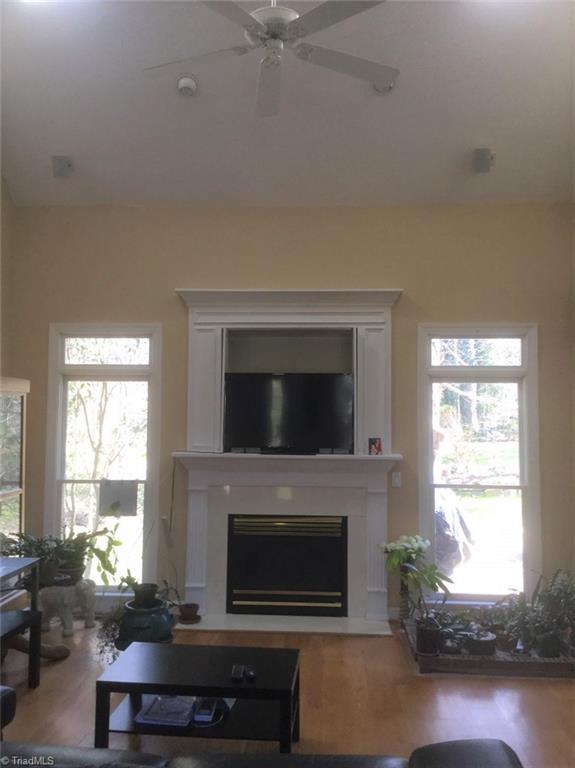2808 Lockland Drive Oak Ridge, NC 27310 - Photo 4 of 30