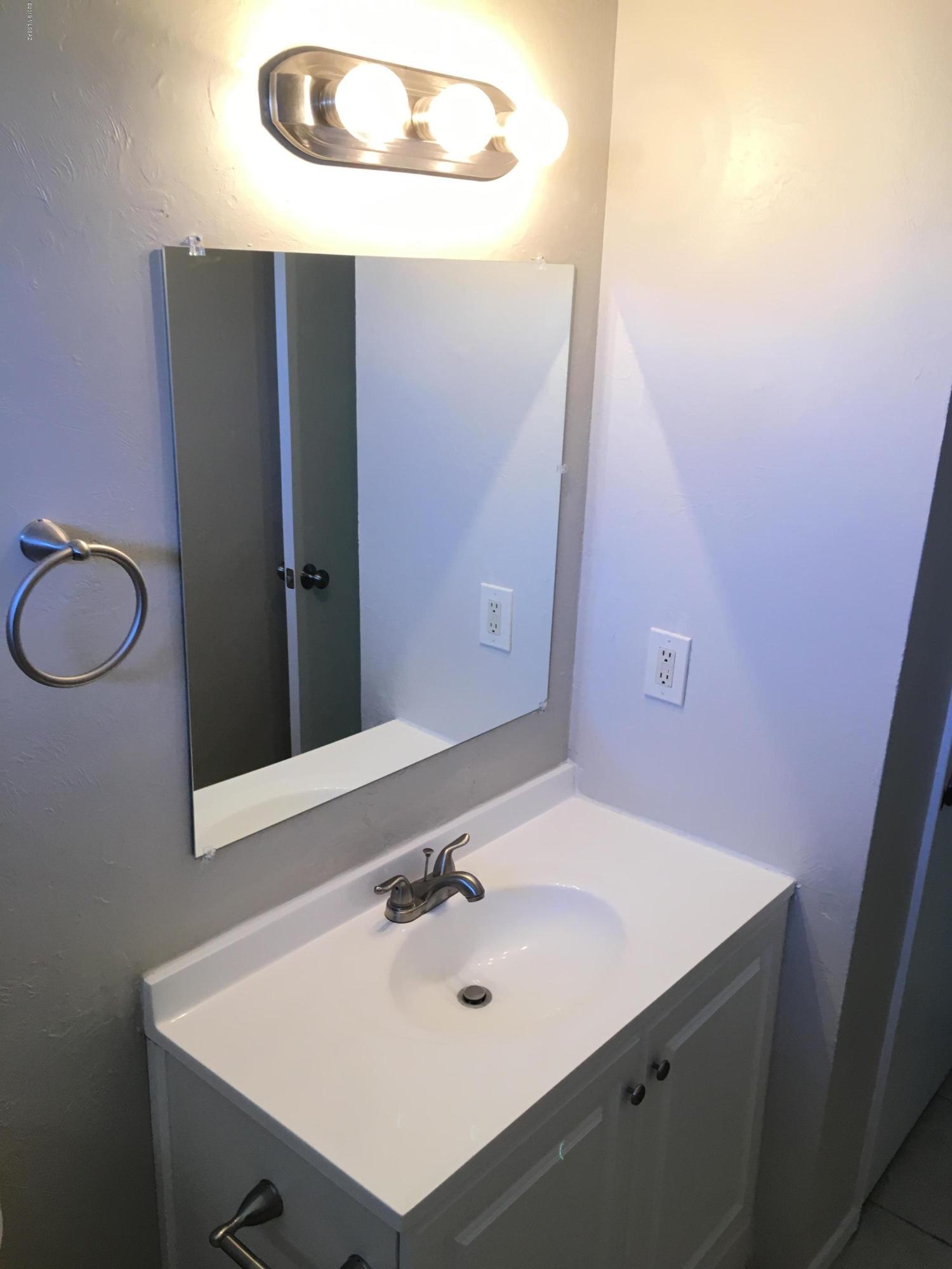 9630 East Sellarole Road Tucson, AZ 85730 - Photo 14 of 29 Gallery Image 14
