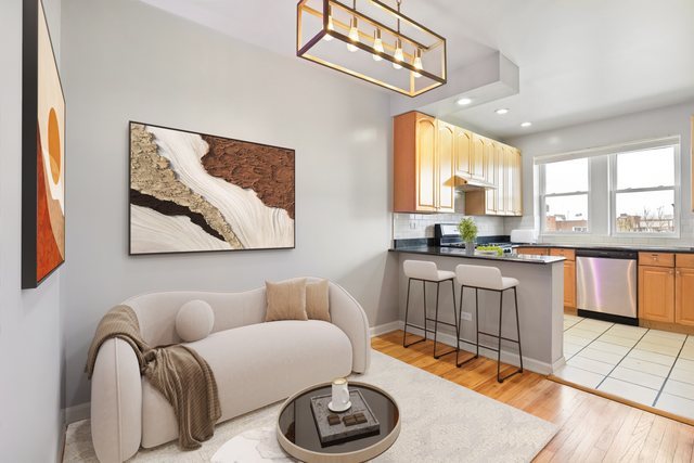 4006 West Nelson Street, Unit 6B Chicago, IL 60641 - Photo 2 of 10