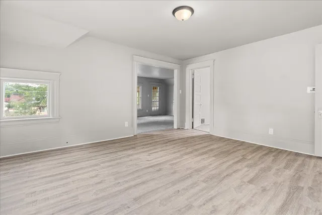 $159,000 | 916 Wildwood Avenue, Jackson, MI 49202