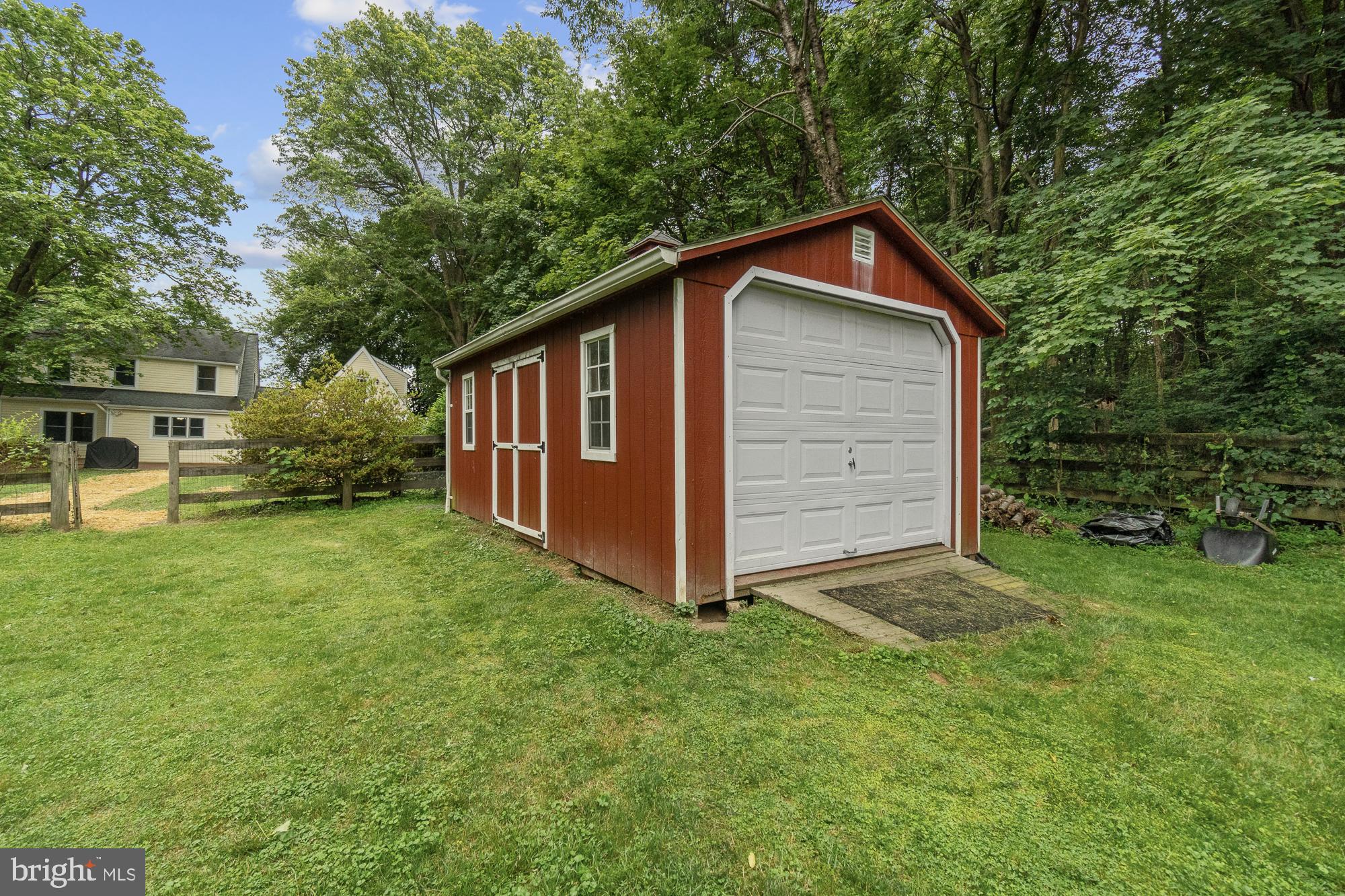 21720 Beallsville Road Barnesville, MD 20838 - Photo 20 of 88 Farm living is the place to be