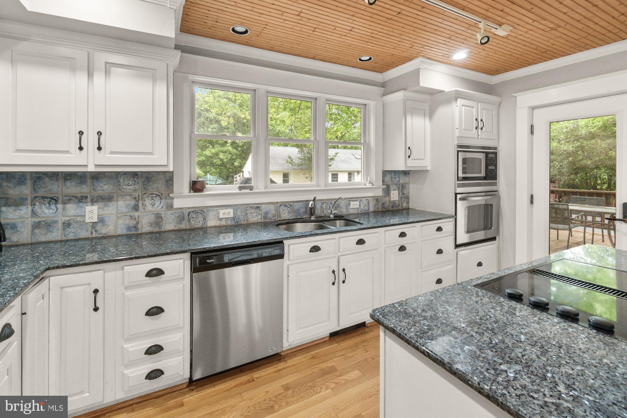 21720 Beallsville Road Barnesville, MD 20838 - Photo 25 of 88 All granite, new appliances