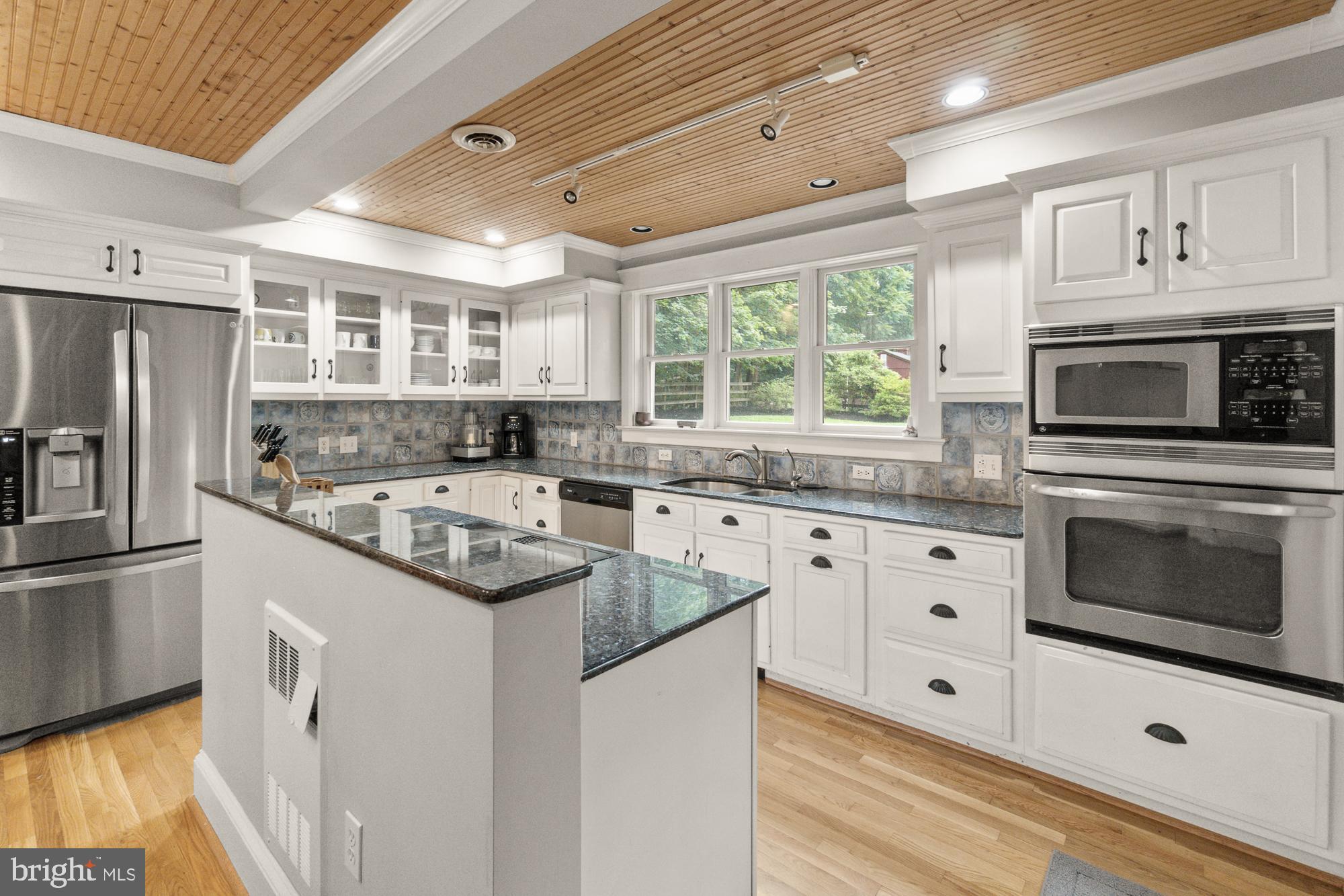 21720 Beallsville Road Barnesville, MD 20838 - Photo 26 of 88 You'll love how this kitchen looks, feels, and....