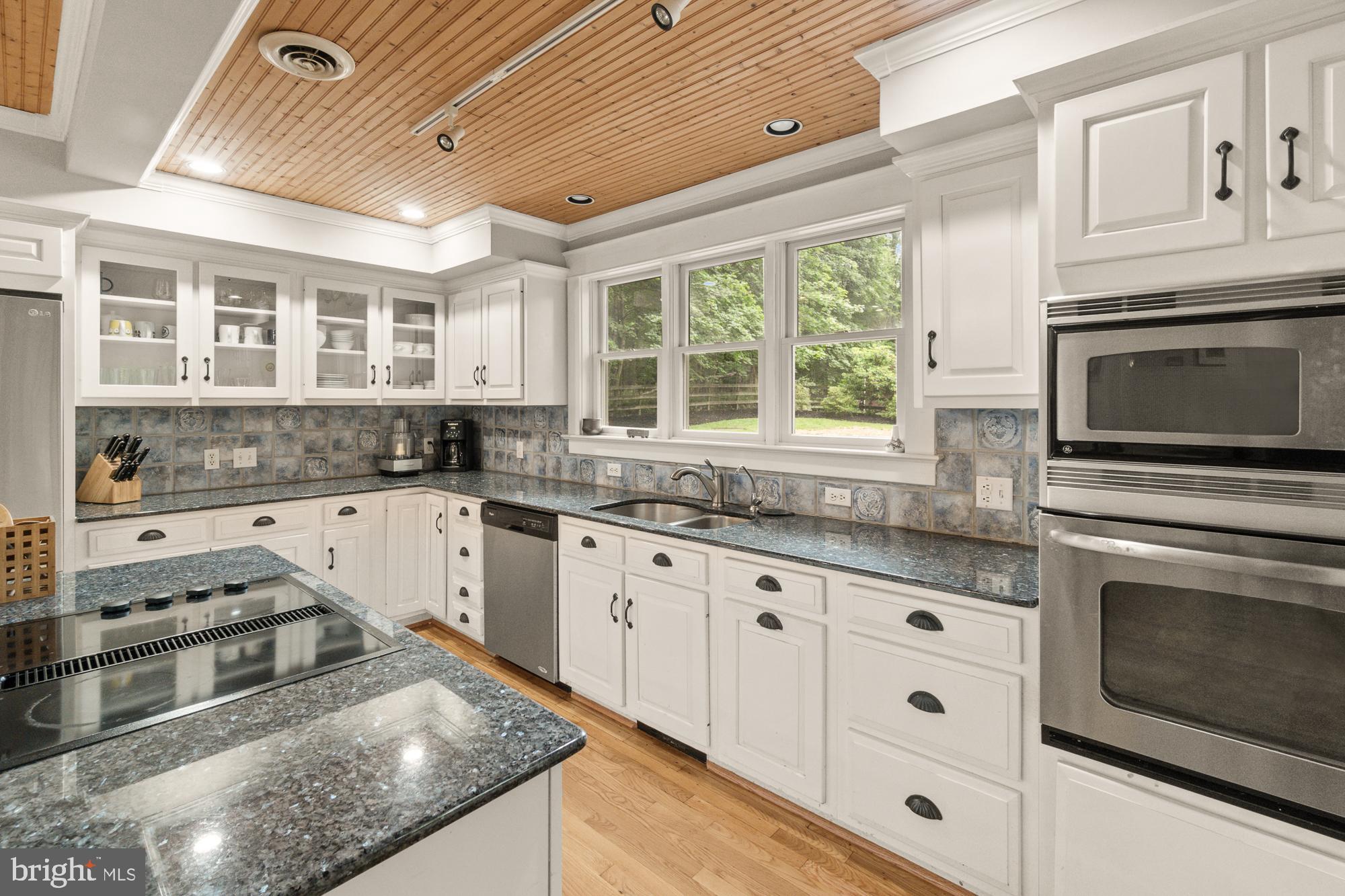 21720 Beallsville Road Barnesville, MD 20838 - Photo 27 of 88 ...functions!