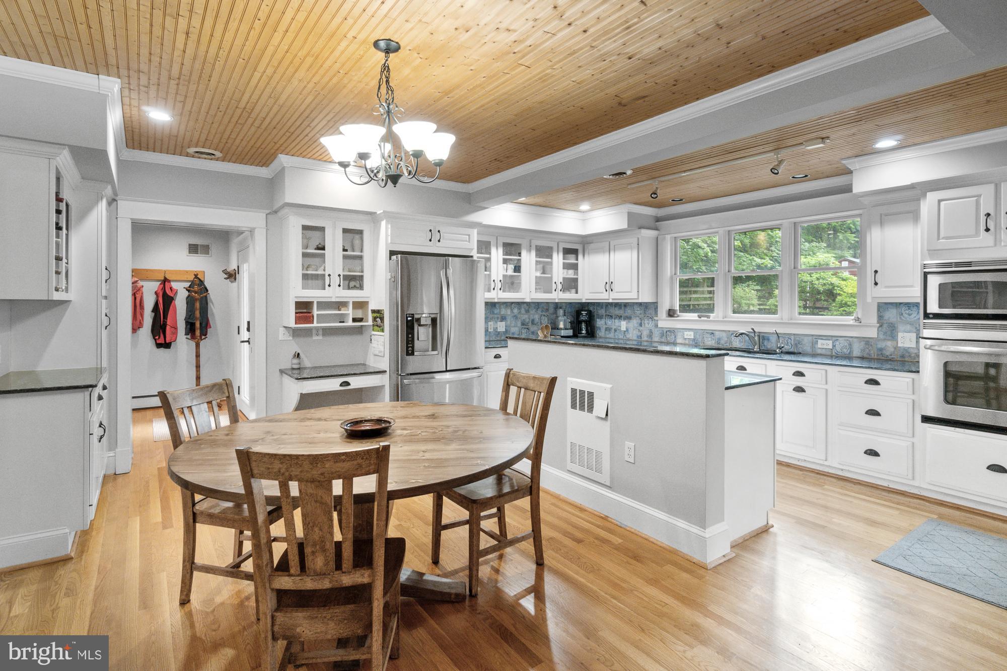 21720 Beallsville Road Barnesville, MD 20838 - Photo 29 of 88 This space is perfect for entertaining