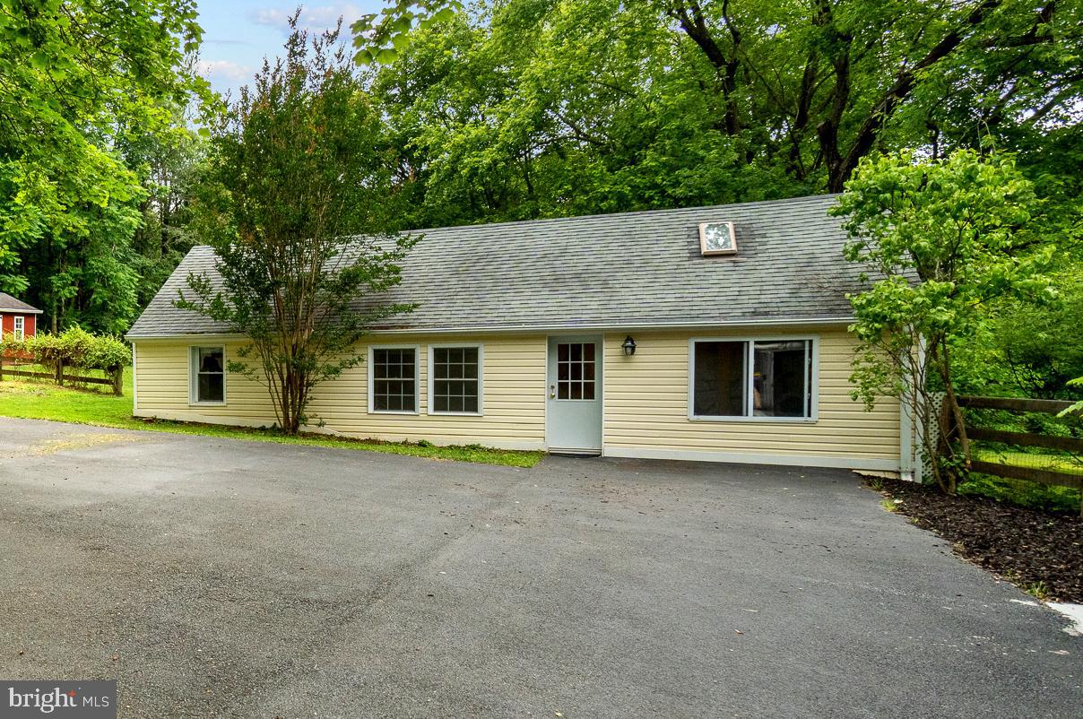 21720 Beallsville Road Barnesville, MD 20838 - Photo 68 of 88 A true guest cottage/studio w/full bath & kitchen