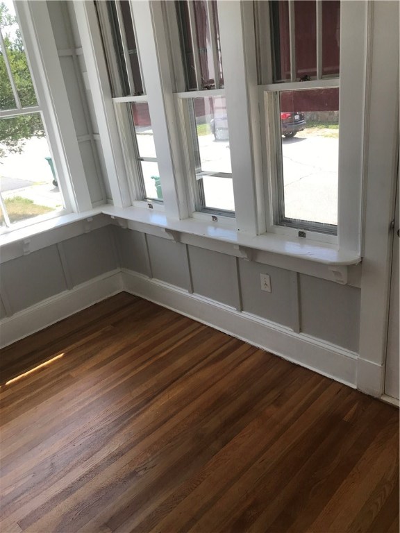 31 Kermit Street Woonsocket, RI 02895 - Photo 5 of 22