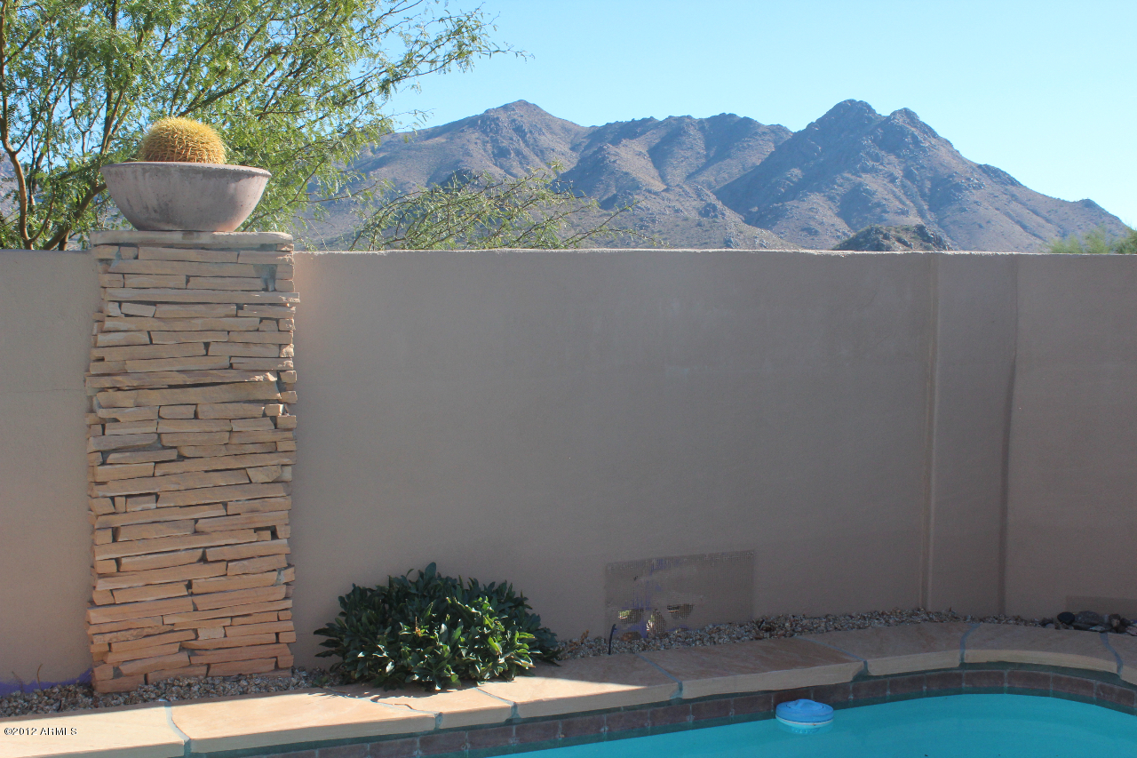 11517 East Ranch Gate Road Scottsdale, AZ 85255 - Photo 7 of 35 a view of table and chair