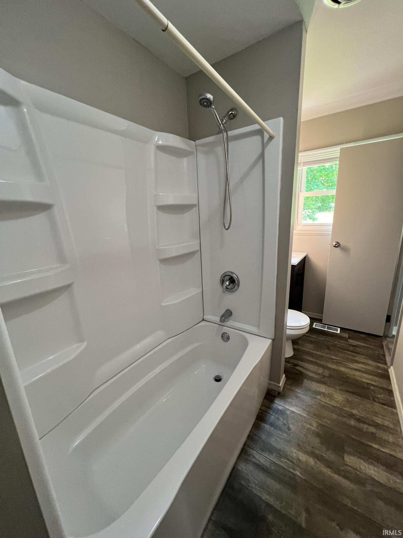 1104 Larch Lane Fort Wayne, IN 46825 - Photo 26 of 36