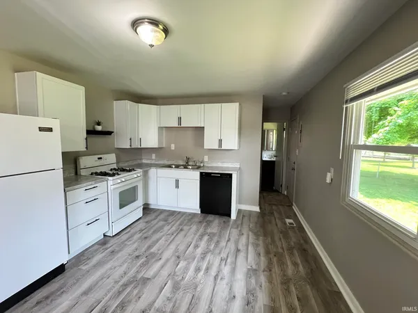 $177,900 | 1104 Larch Lane, Fort Wayne, IN 46825