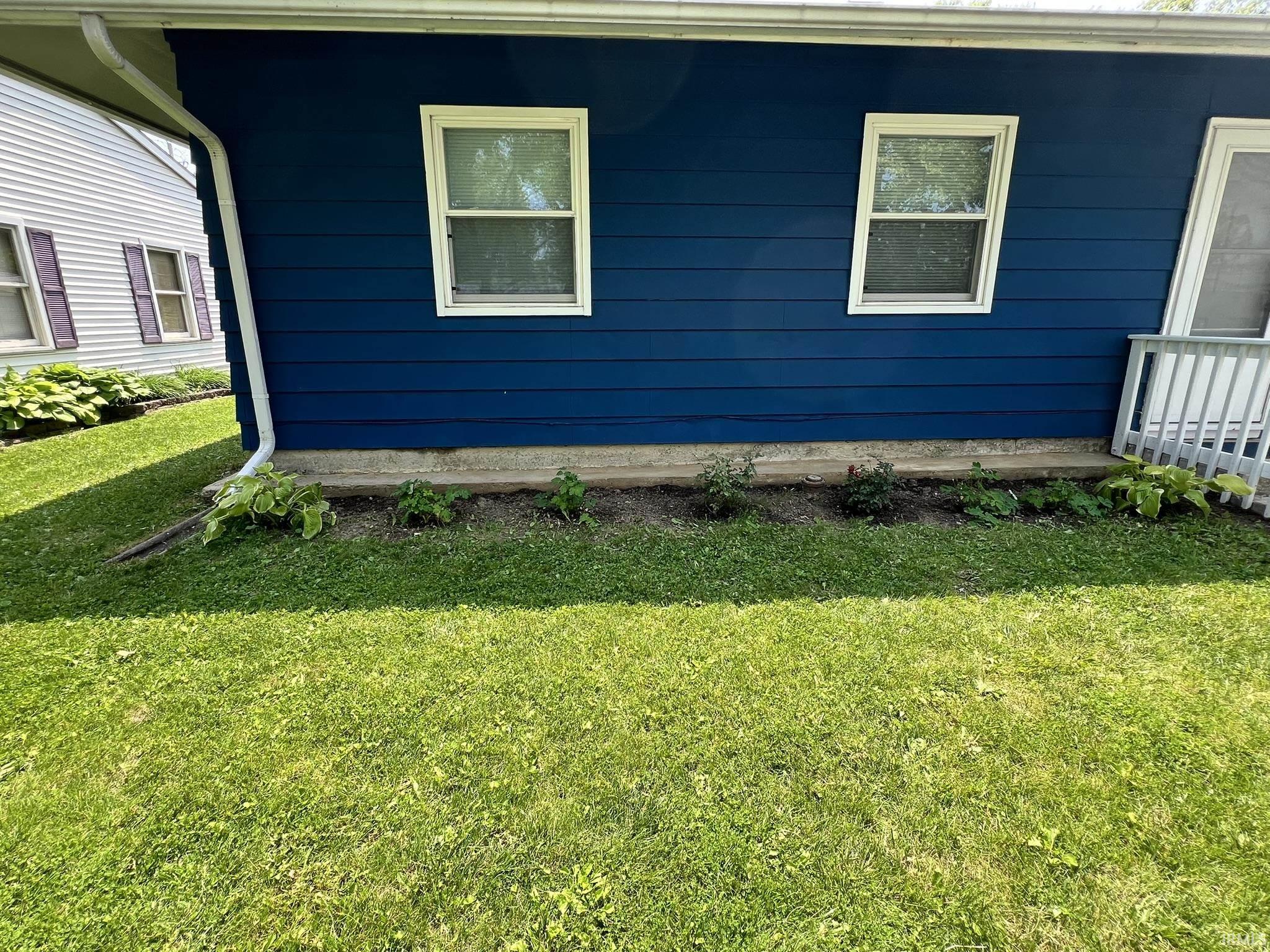 1104 Larch Lane Fort Wayne, IN 46825 - Photo 10 of 36