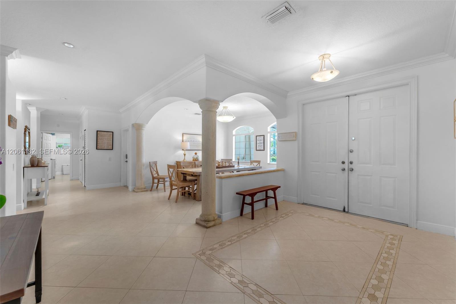 9735 Southwest 64th Street Miami, FL 33173 - Photo 3 of 44 Gallery Image 3