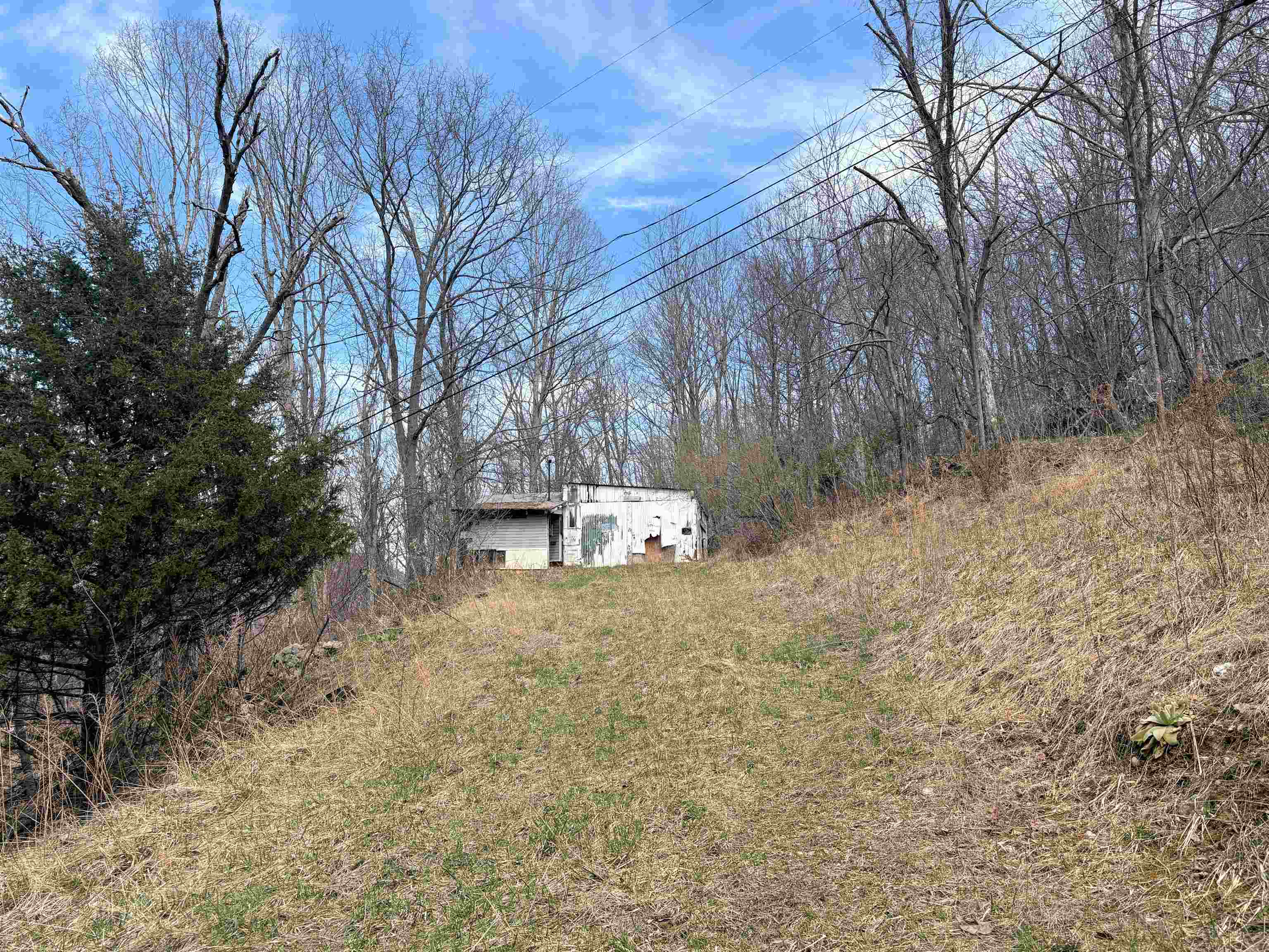 263 Hopkins Road Pearisburg, VA 24134 - Photo 18 of 21 Gallery Image 18
