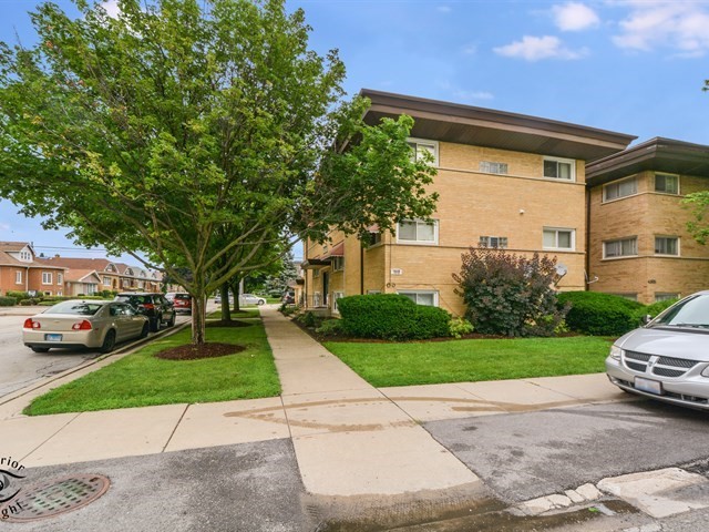 7818 West 26th Street, Unit BS North Riverside, IL 60546 - Photo 6 of 9