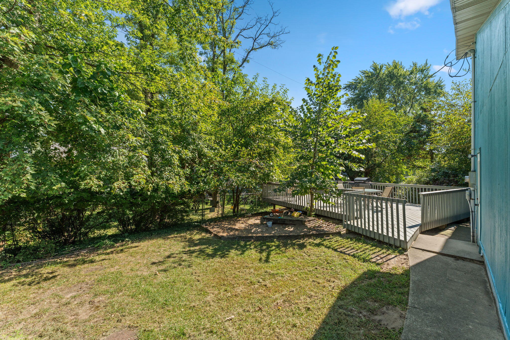 225 Warren Road Michigan City, IN 46360 - Photo 31 of 47