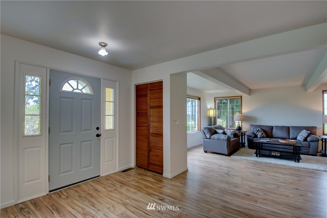 7177 Worline Road Bow, WA 98232 - Photo 2 of 31 Gallery Image 2