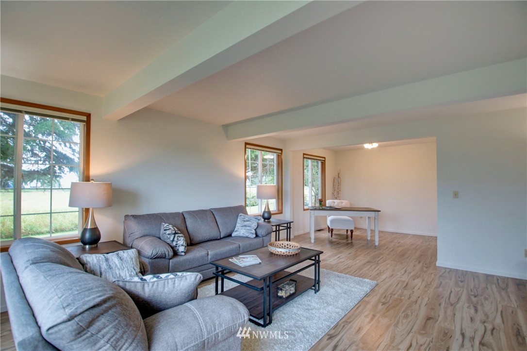 7177 Worline Road Bow, WA 98232 - Photo 3 of 31 Gallery Image 3