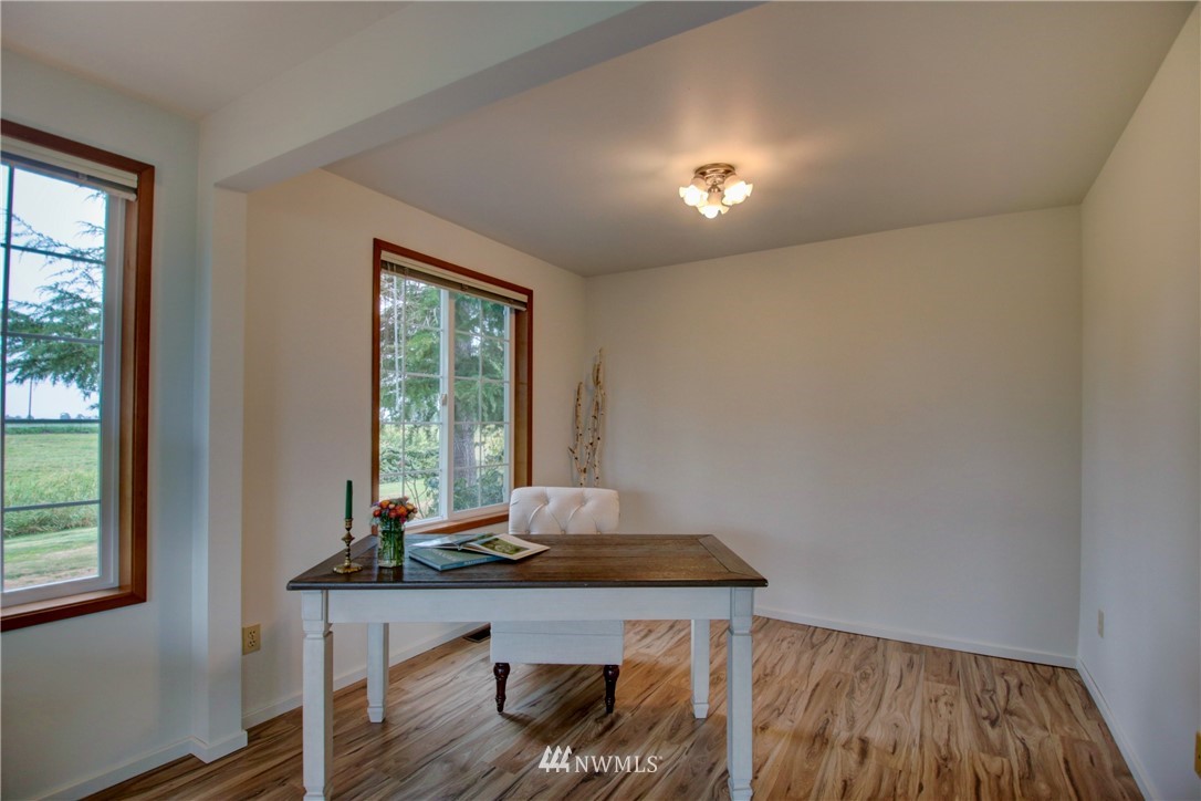 7177 Worline Road Bow, WA 98232 - Photo 4 of 31 Gallery Image 4