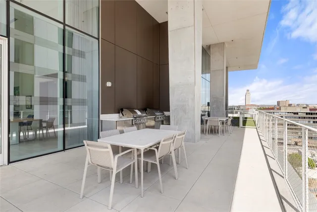 $800,000 | 313 West 17th Street, Unit 2103, Austin, TX 78701