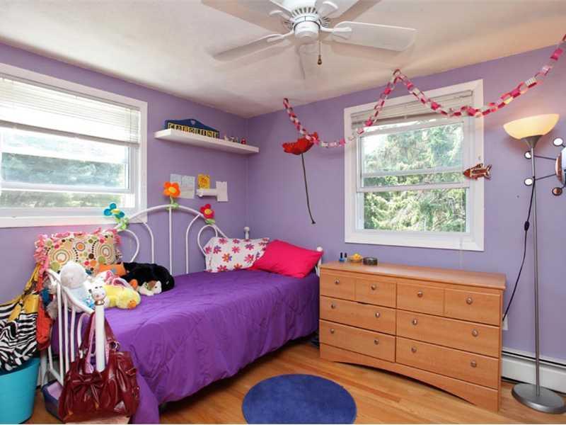 3 Carriage Hill Road Cape Elizabeth, ME 04107 - Photo 22 of 25 Bedroom.