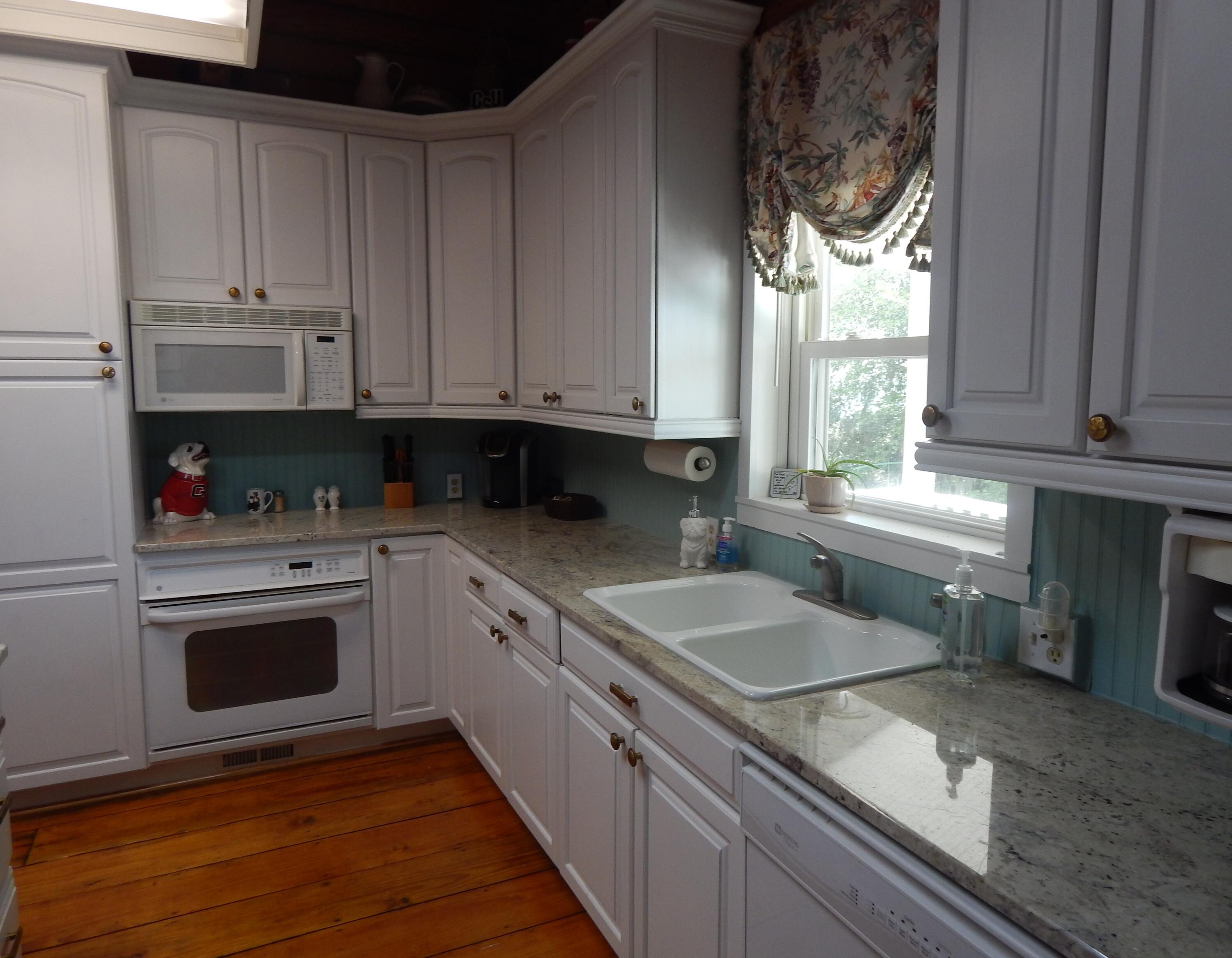 1150 Overton Drive Moncks Corner, SC 29461 - Photo 11 of 49 Love this kitchen