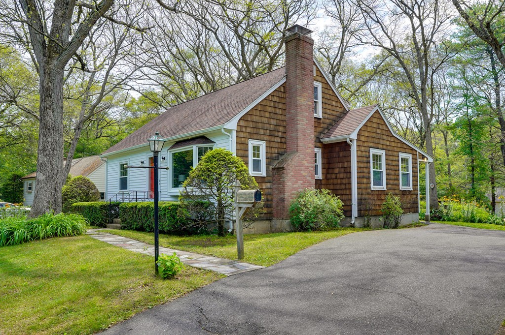 20 Davidson Road Framingham, MA 01701 - Photo 6 of 28
