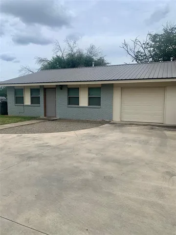 $1,525 | 2302 Mesquite Lane, Unit A, Georgetown, TX 78628