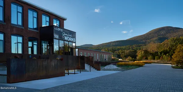 $1,340,000 | 520 State Road, Unit 402, North Adams, MA 01247