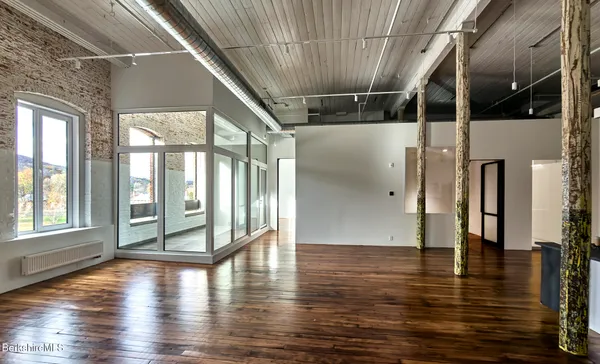 $1,340,000 | 520 State Road, Unit 402, North Adams, MA 01247