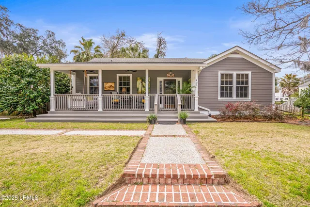 $772,800 | 406 Heyward Street, Beaufort, SC 29902