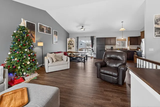 $320,000 | 830 Link Drive Southeast, Pine City, MN 55063