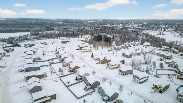 $320,000 | 830 Link Drive Southeast, Pine City, MN 55063