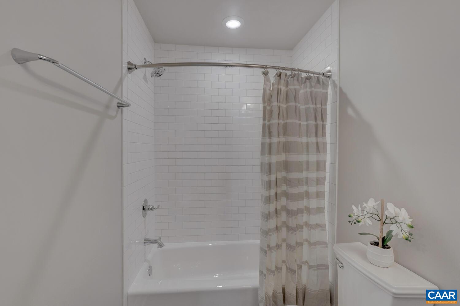 2 B Agatha Ridge Lane Crozet, VA 22932 - Photo 28 of 37