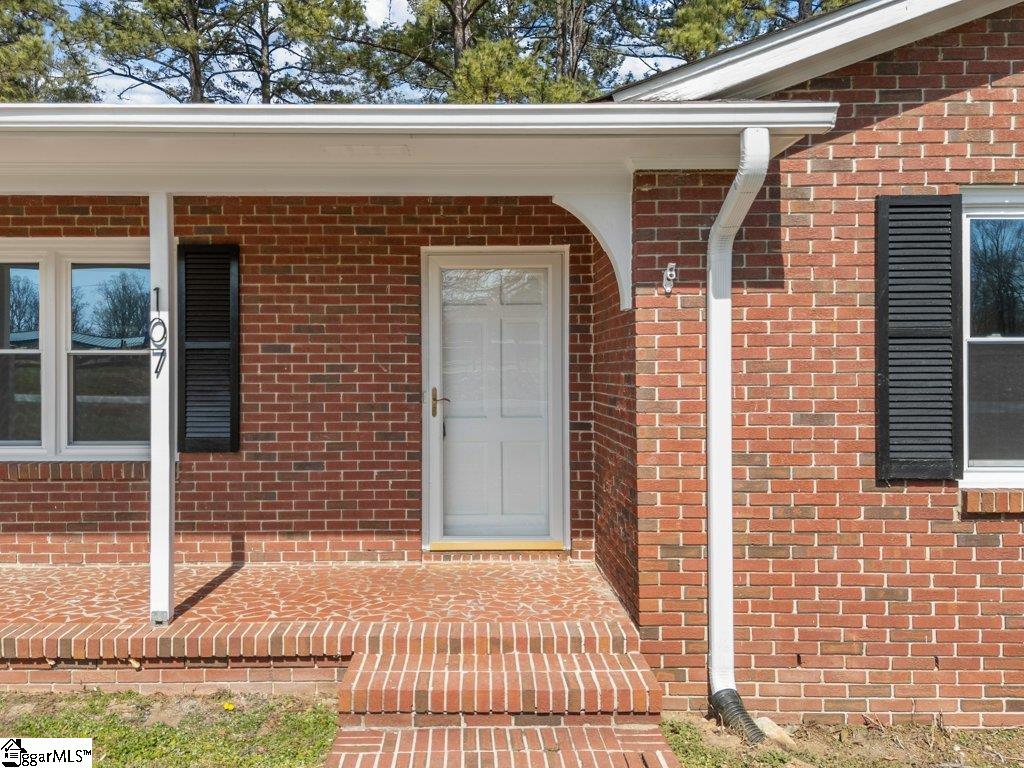 107 Brandon Street Union, SC 29379 - Photo 6 of 50