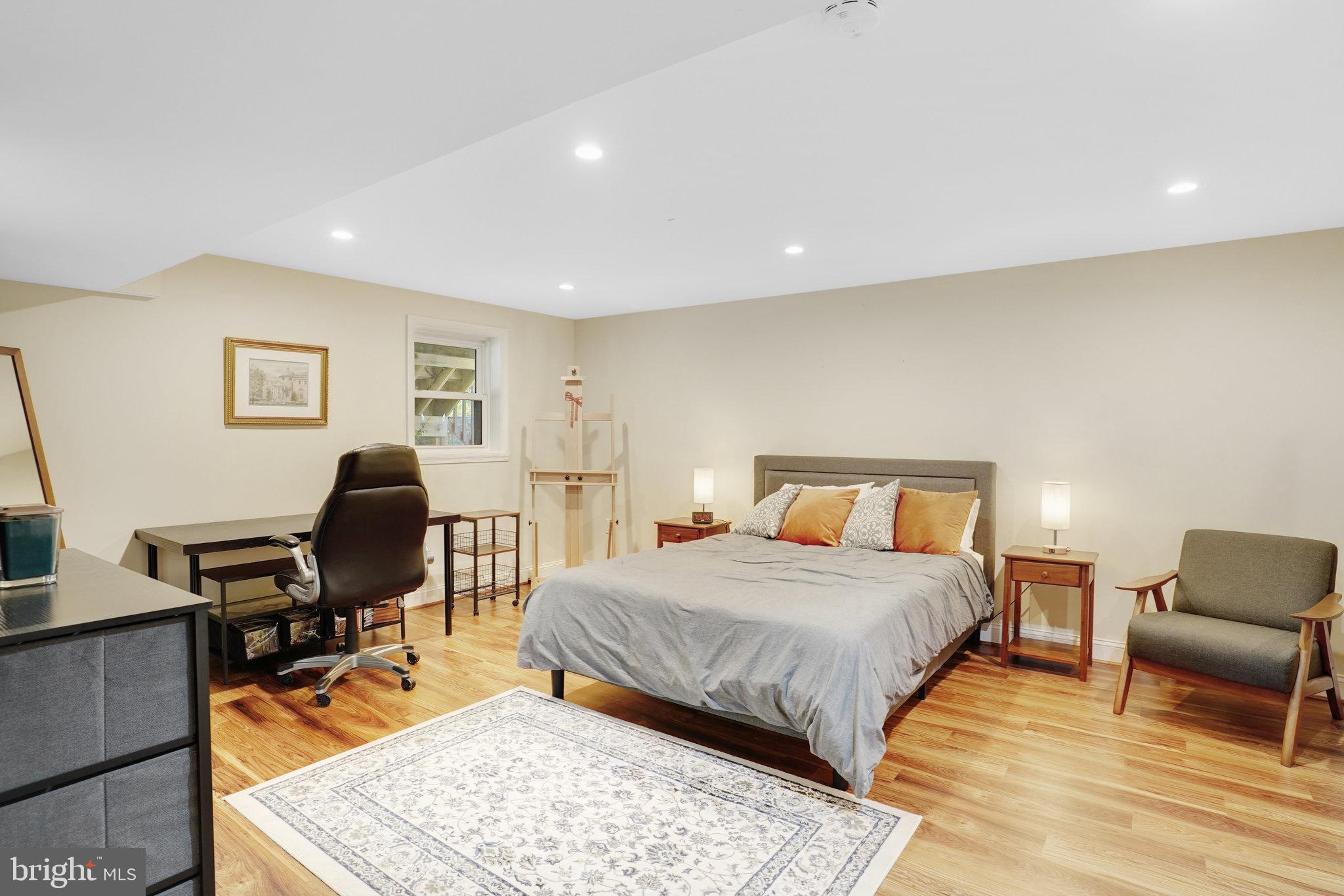 7903 Richfield Road Springfield, VA 22153 - Photo 23 of 60