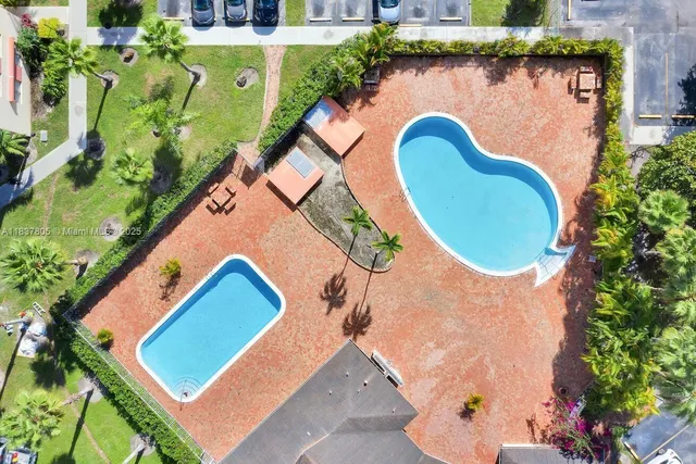 $2,795 | 9001 Southwest 77th Avenue, Unit C203, Miami, FL 33156