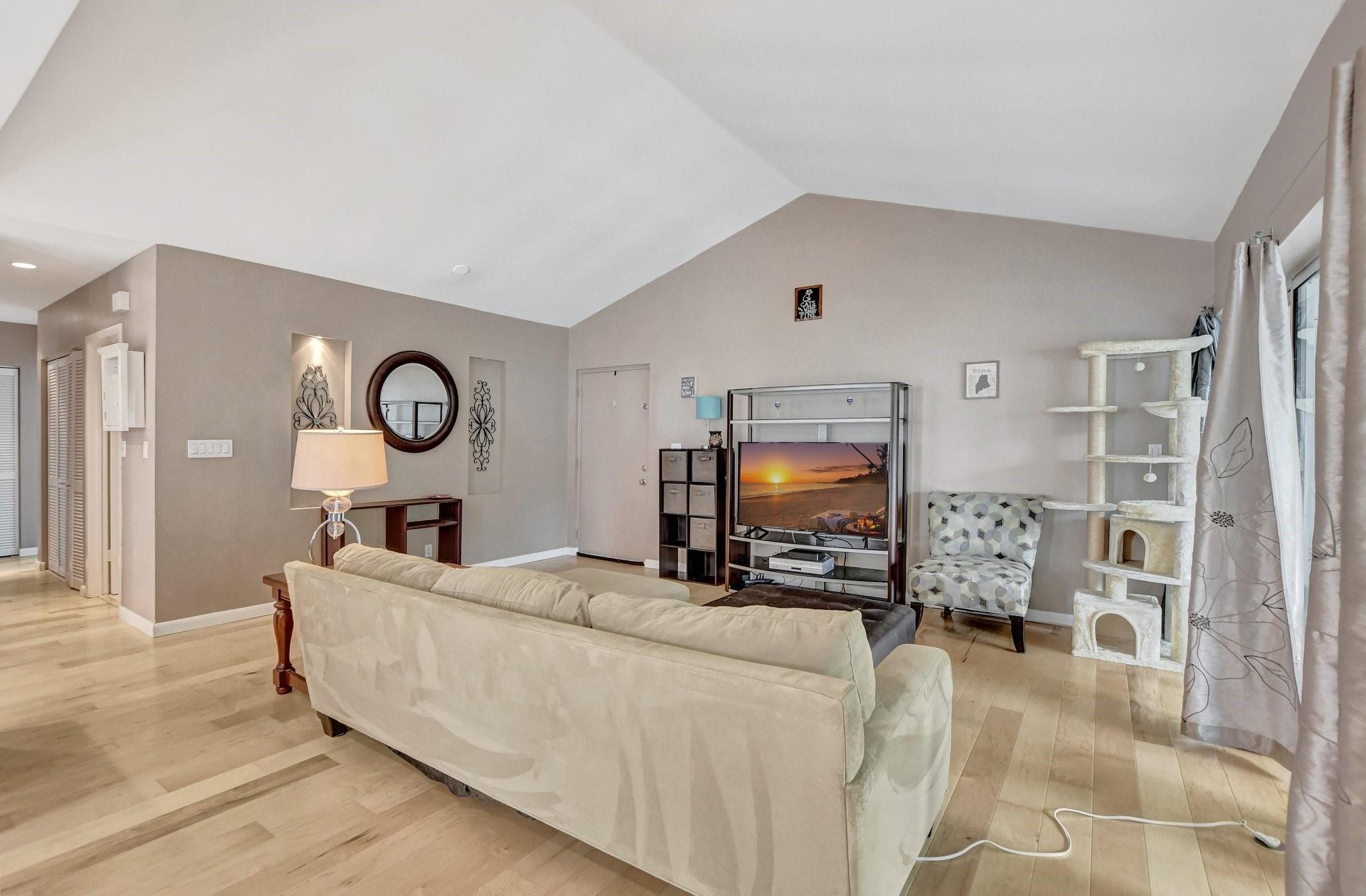 6229 Old Court Road, Unit 206 Boca Raton, FL 33433 - Photo 4 of 37 Photo 4