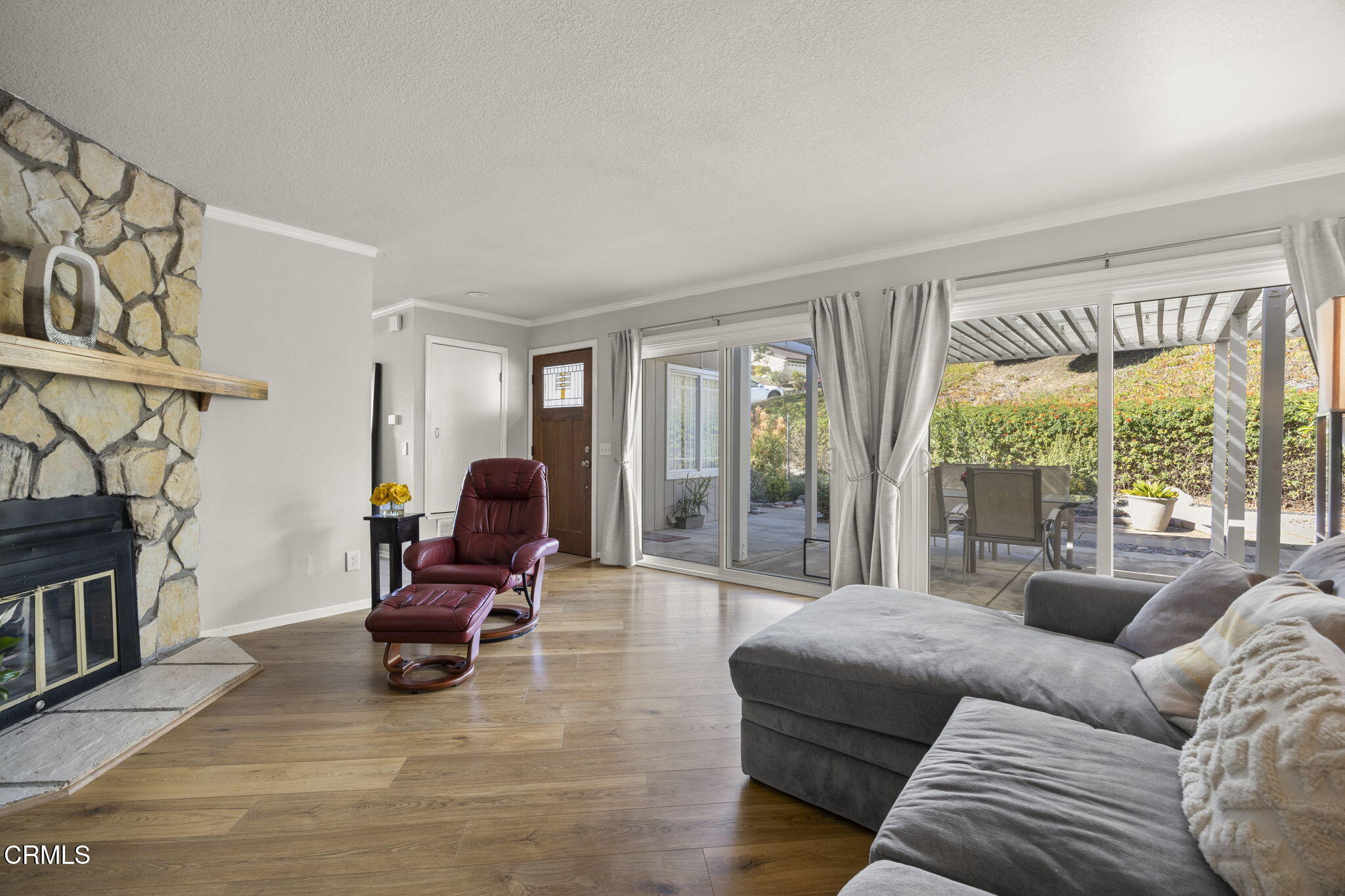 15053 Marquette Street Moorpark, CA 93021 - Photo 17 of 36 14-web-or-mls-Upmarketmedia_15053Mar-45