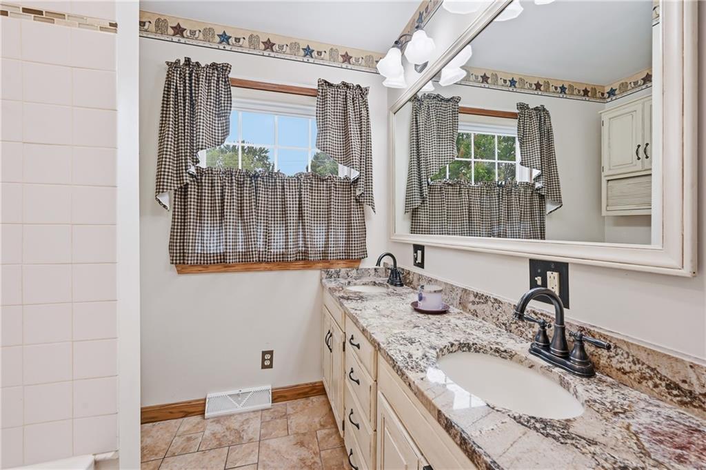 3760 Morefield Road Hermitage, PA 16148 - Photo 29 of 50 Gallery Image 29