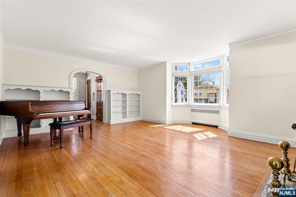 146 Irving Place Rutherford, NJ 07070 - Photo 15 of 42