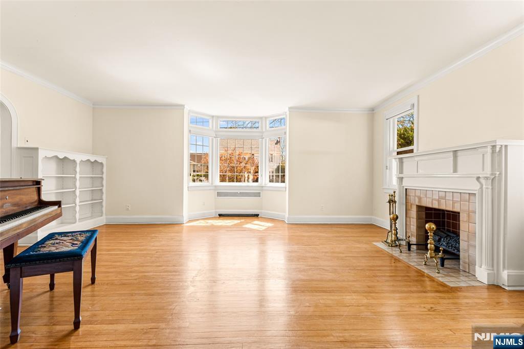 146 Irving Place Rutherford, NJ 07070 - Photo 16 of 42